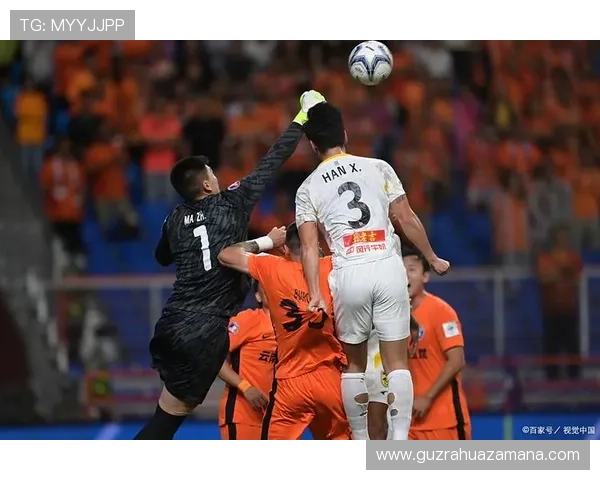 无人看好却顽强逆袭裁判争议成焦点球队用胜利完成最强反击 无人看好却顽强逆袭裁判争议成焦点球队用胜利完成最强反击