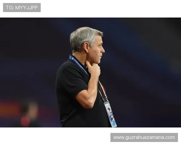 豪门巅峰对决开场即爆发一脚定乾坤震撼全场掀起狂热风暴巨浪来袭